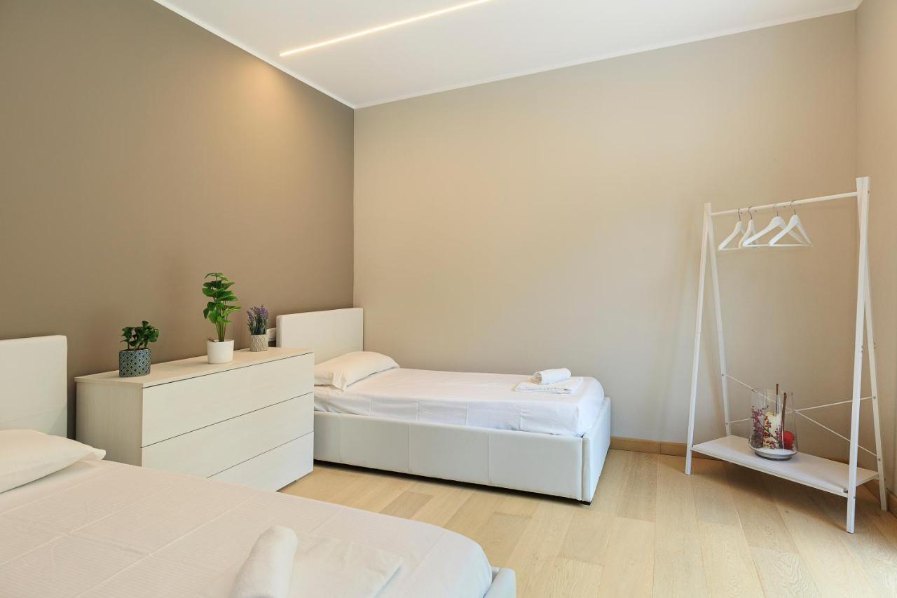 Skylake Penthouse By Impero House Stresa Exterior foto